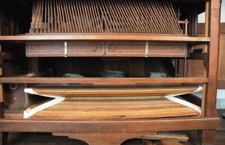 Orgel Jan Jacob Vool ca. 1800, Stekermechaniek, windlade en balg